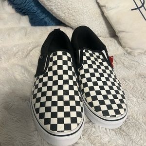 Vans 6Y brand new just doesn’t have the box